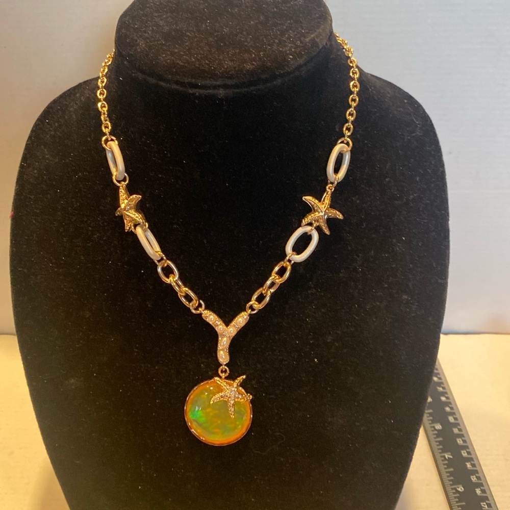NWT Starfish on Luminescent Pendant, Link Chain Necklace w/Matching Earrings